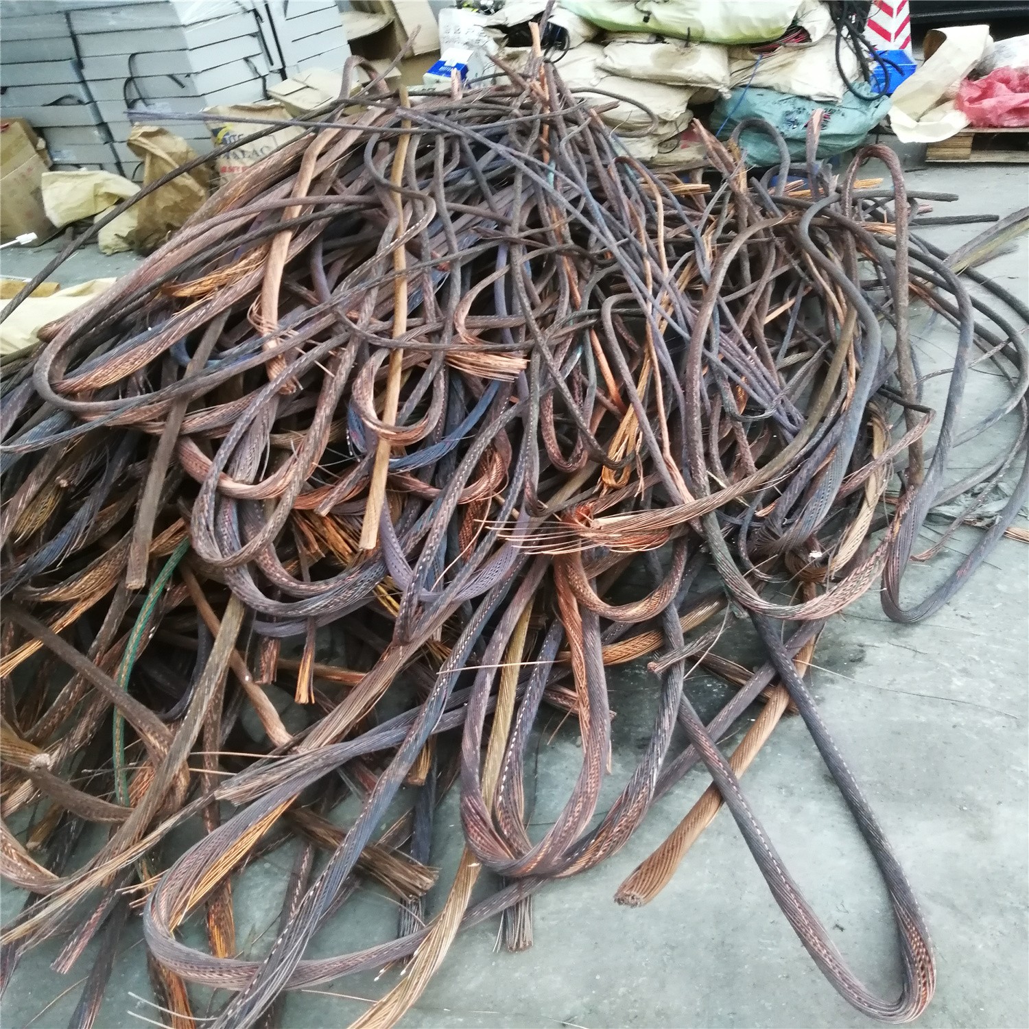 废铜回收铜块回收电缆铜回收红铜回收黄铜回收 珠三角地区商家快速上门收货