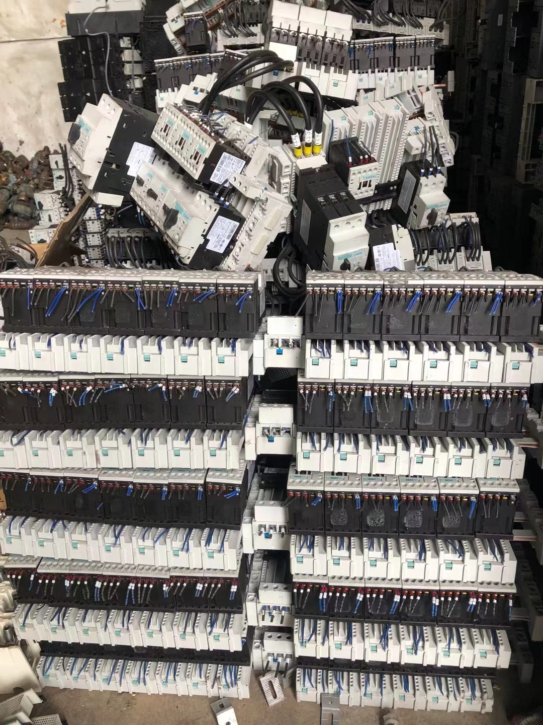 廢舊工控設備配件回收 電子輕工機械設備回收 商家可上門回收